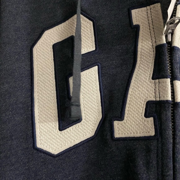-NWT-{GAP} Hoodie Size L - Picture 2 of 4